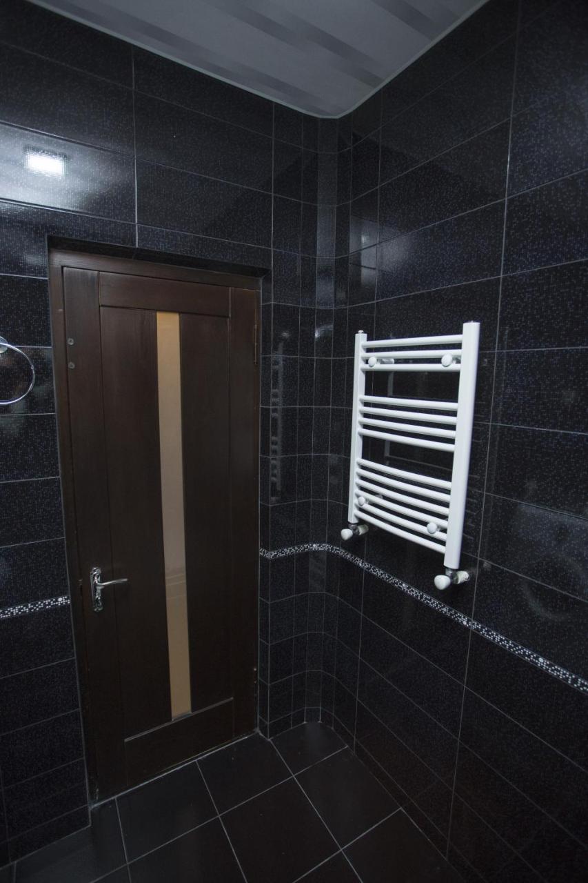 Luxury Room 巴统 外观 照片