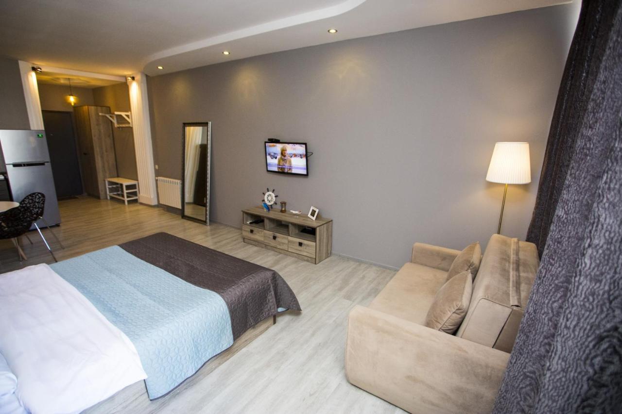 Luxury Room 巴统 外观 照片