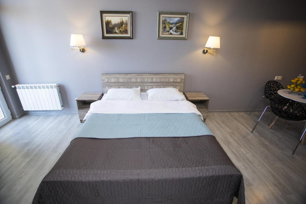 Luxury Room 巴统 外观 照片