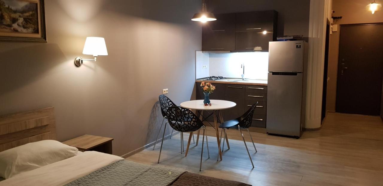 Luxury Room 巴统 外观 照片