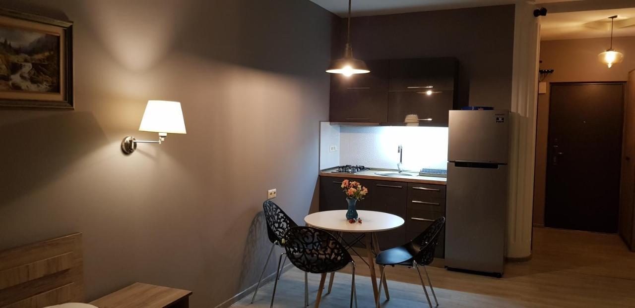 Luxury Room 巴统 外观 照片