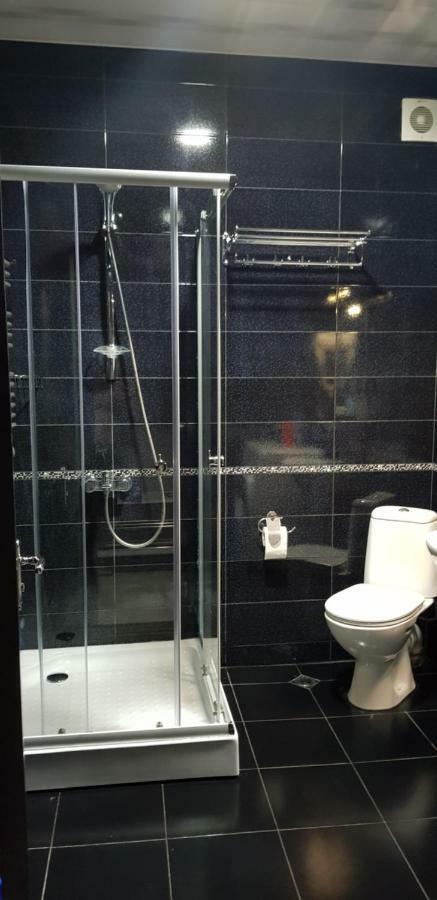 Luxury Room 巴统 外观 照片